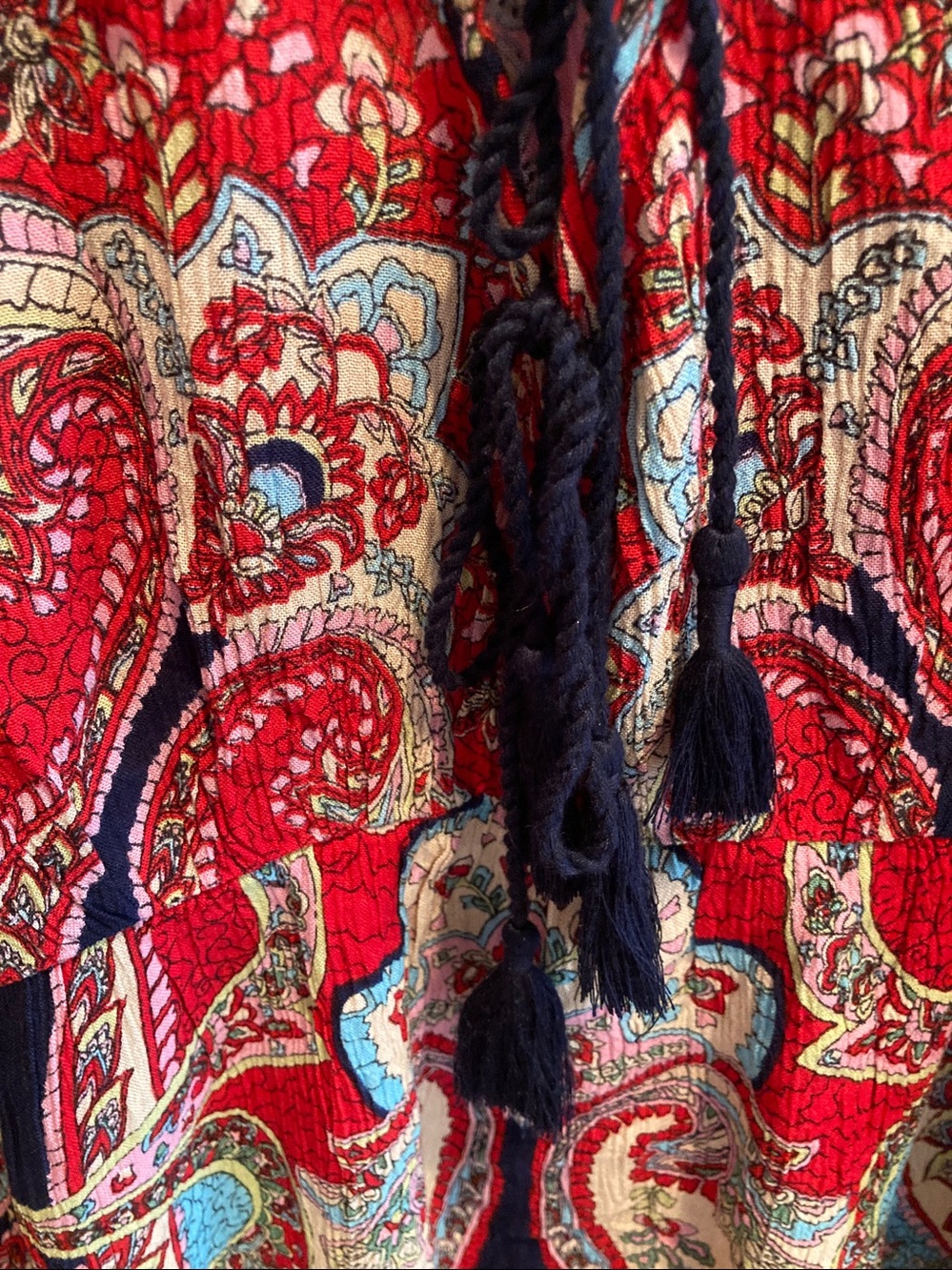 Patrons of Peace
Sleeveless Tank boho,
💯% rayon. Pit 17 t - -19” length 23” - Picture 3 of 6